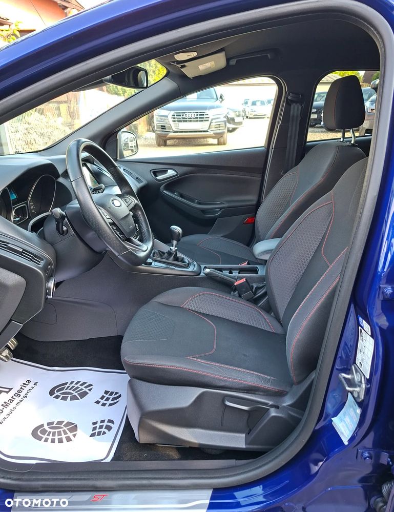 Ford Focus 1.5 EcoBlue Start-Stopp-System ST-LINE - 8