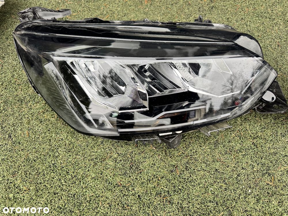 LAMPA LAMPY PRAWA  PEUGEOT 208 2008 II FULL LED 9833036380 9833036180 - 3
