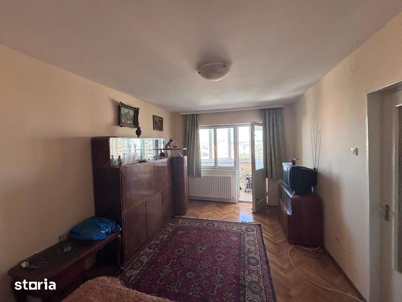 Apartament, luminos si spatios, spre vanzare, in cart. Dambu — fotografia 3