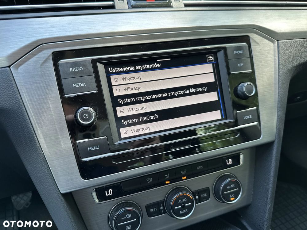 Volkswagen Passat 2.0 TDI EVO Essence - 26