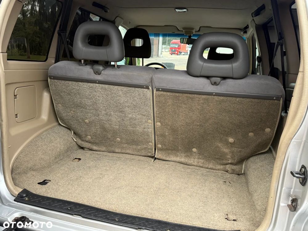 Nissan Terrano - 26
