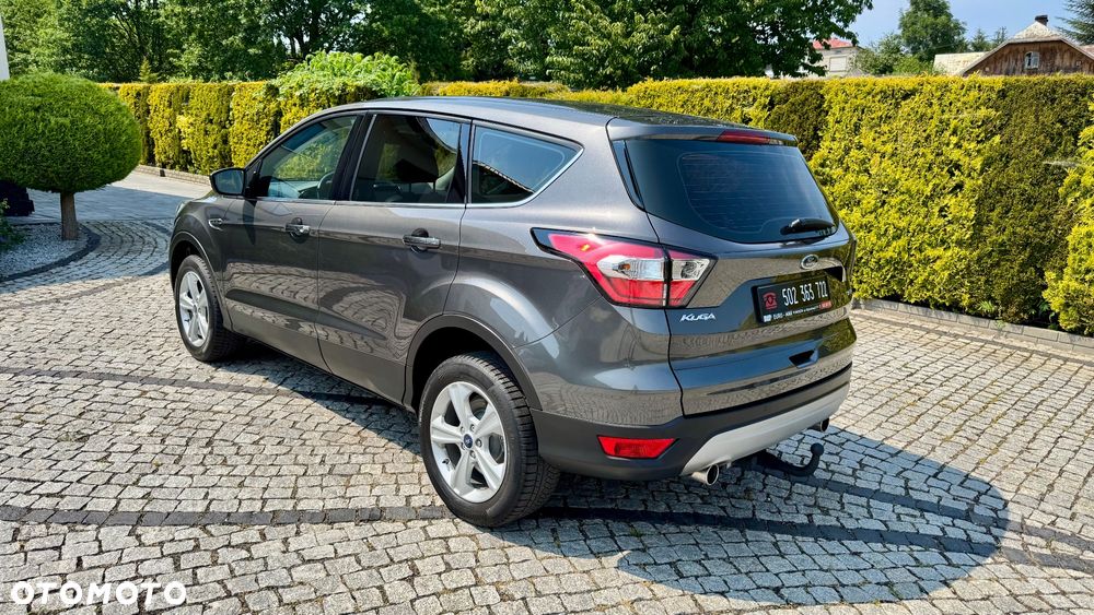 Ford Kuga - 12