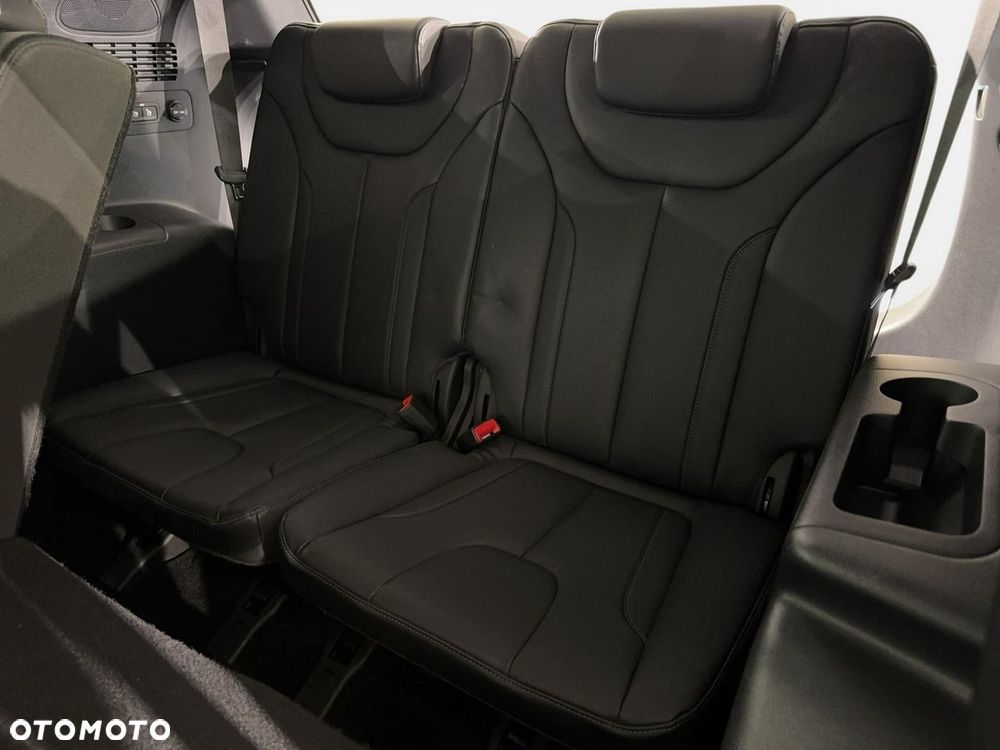 Hyundai Santa Fe - 17