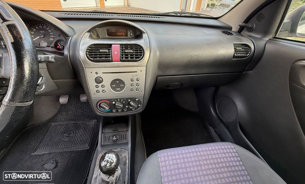 Opel Corsa 1.2 16V SRi - 18