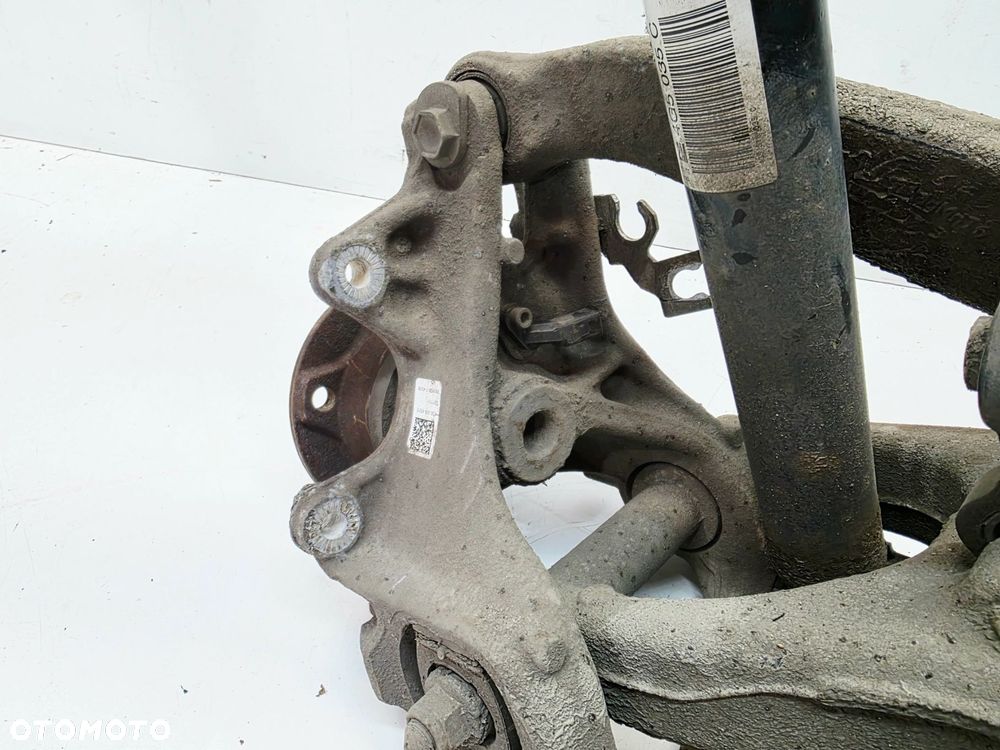 ZWROTNICA PIASTA WAHACZE PRAWY TYŁ AUDI A6 C7 A7 Q5 8R0505312F 4G0505432E - 5