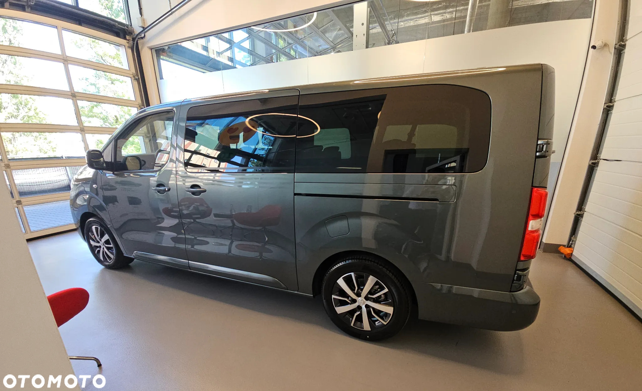 Toyota Proace Verso EV Long 75kWh Business - 5