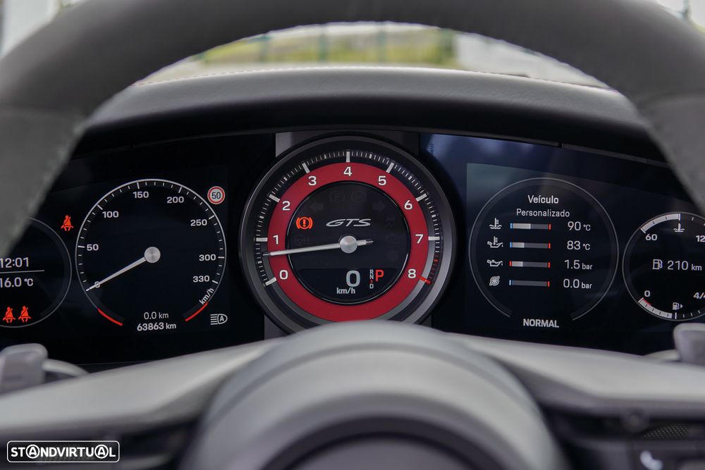 Porsche 911 (992) Carrera 4 GTS PDK - 23