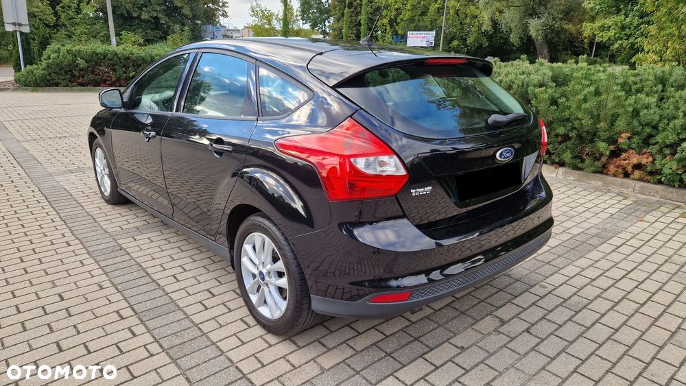 Ford Focus 2012 photo 3