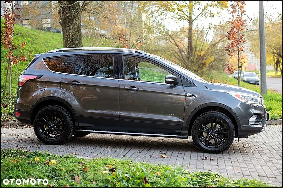 Ford Kuga - 5