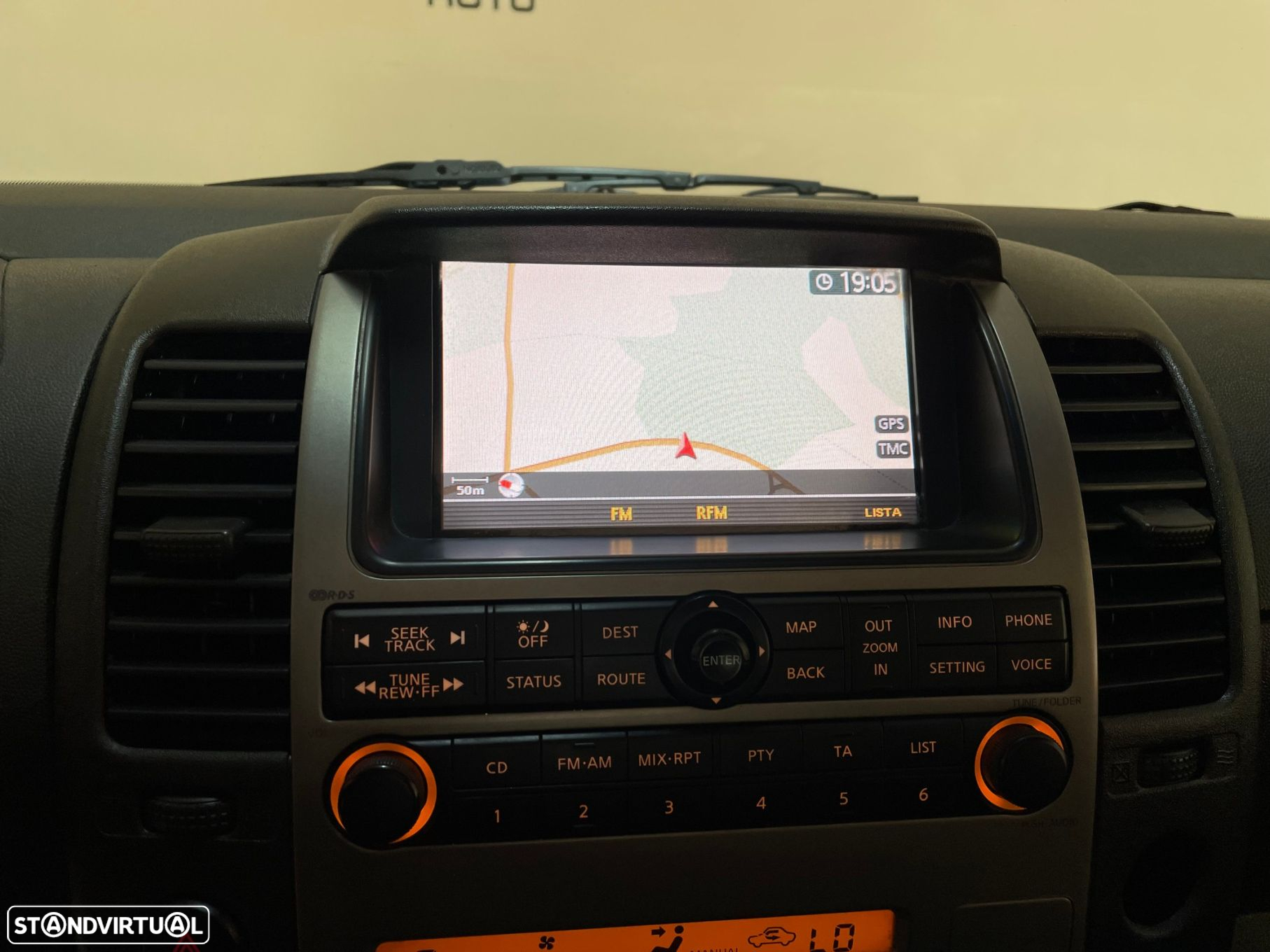 Nissan Navara 2.5 dCi CD LE - 11