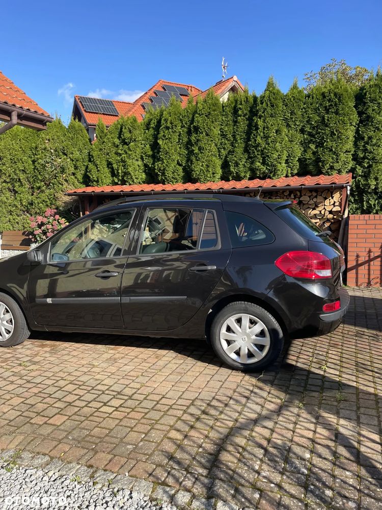 Renault Clio - 5