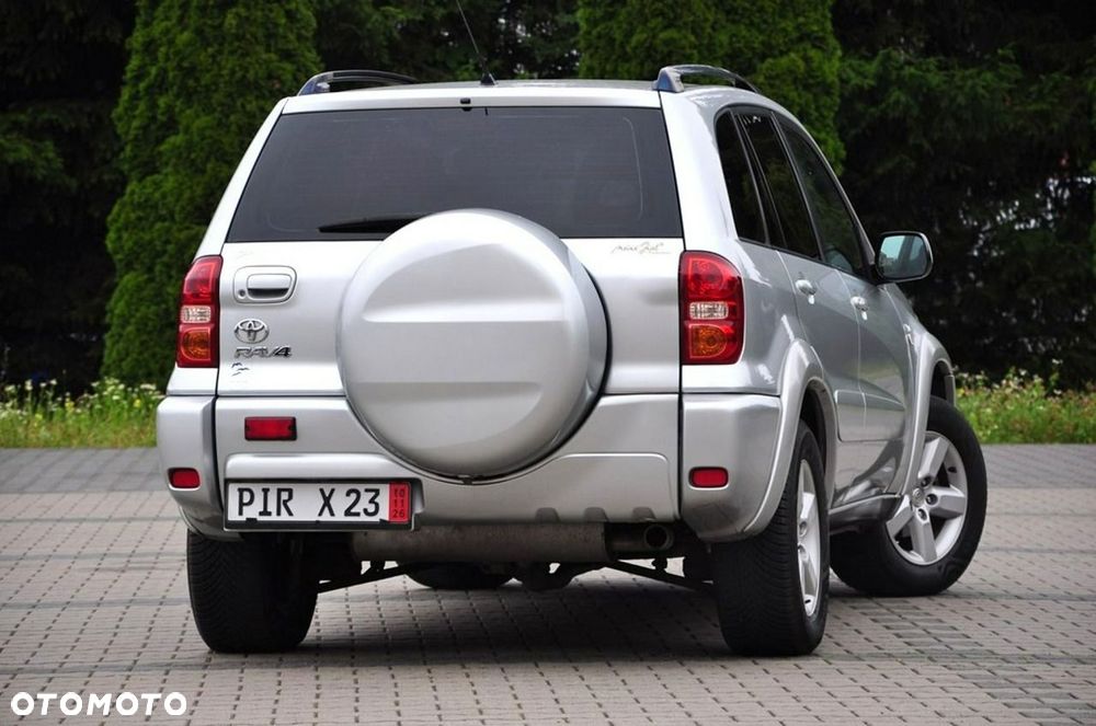 Toyota RAV4 2.0 VVT-i 4x4 - 13