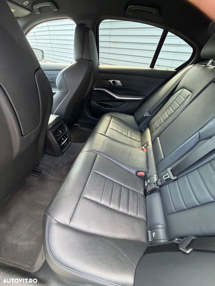 BMW Seria 3 330e xDrive AT PHEV - 13