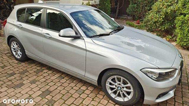 BMW Seria 1 118i - 4