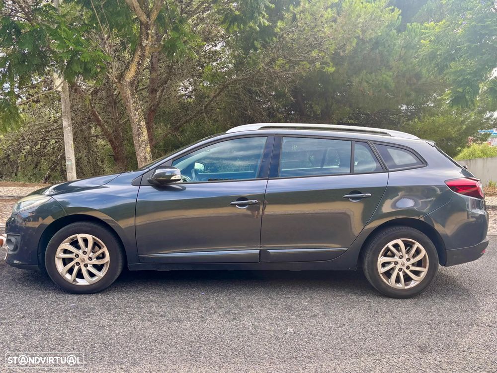 Renault Mégane Sport Tourer 1.5 dCi Confort SS - 6