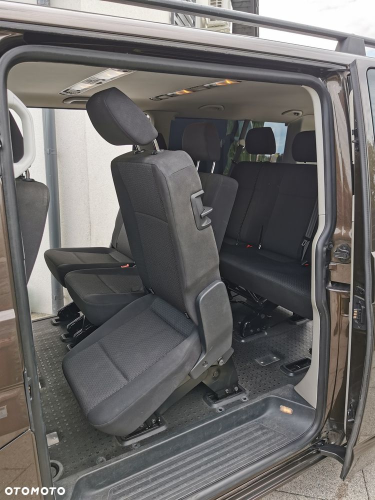 Volkswagen Caravelle - 6