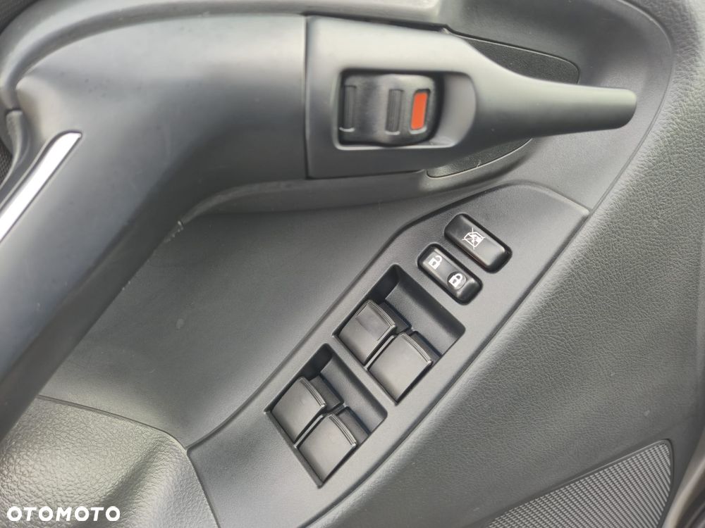 Toyota Verso 1.6 D-4D 5-Sitzer Start/Stop Skyview Edition - 24