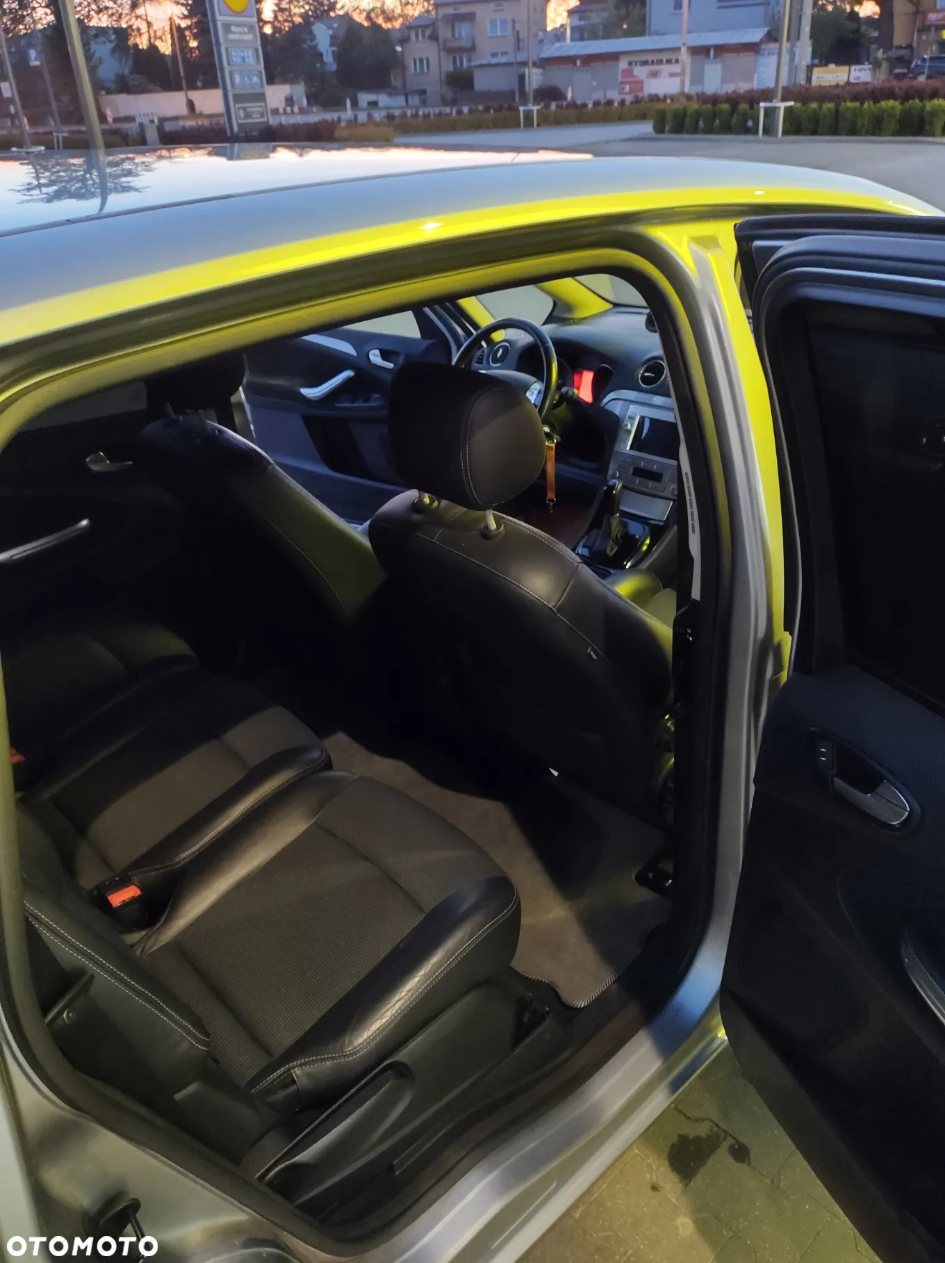 Ford S-Max - 26