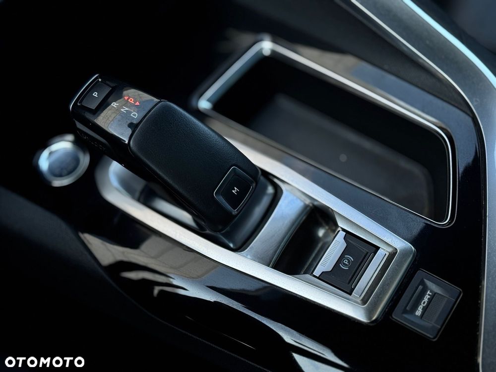 Peugeot 5008 BlueHDI 180 EAT8 GT - 19