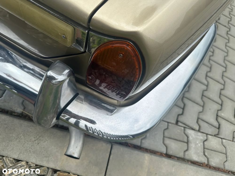 Jaguar XJ - 38