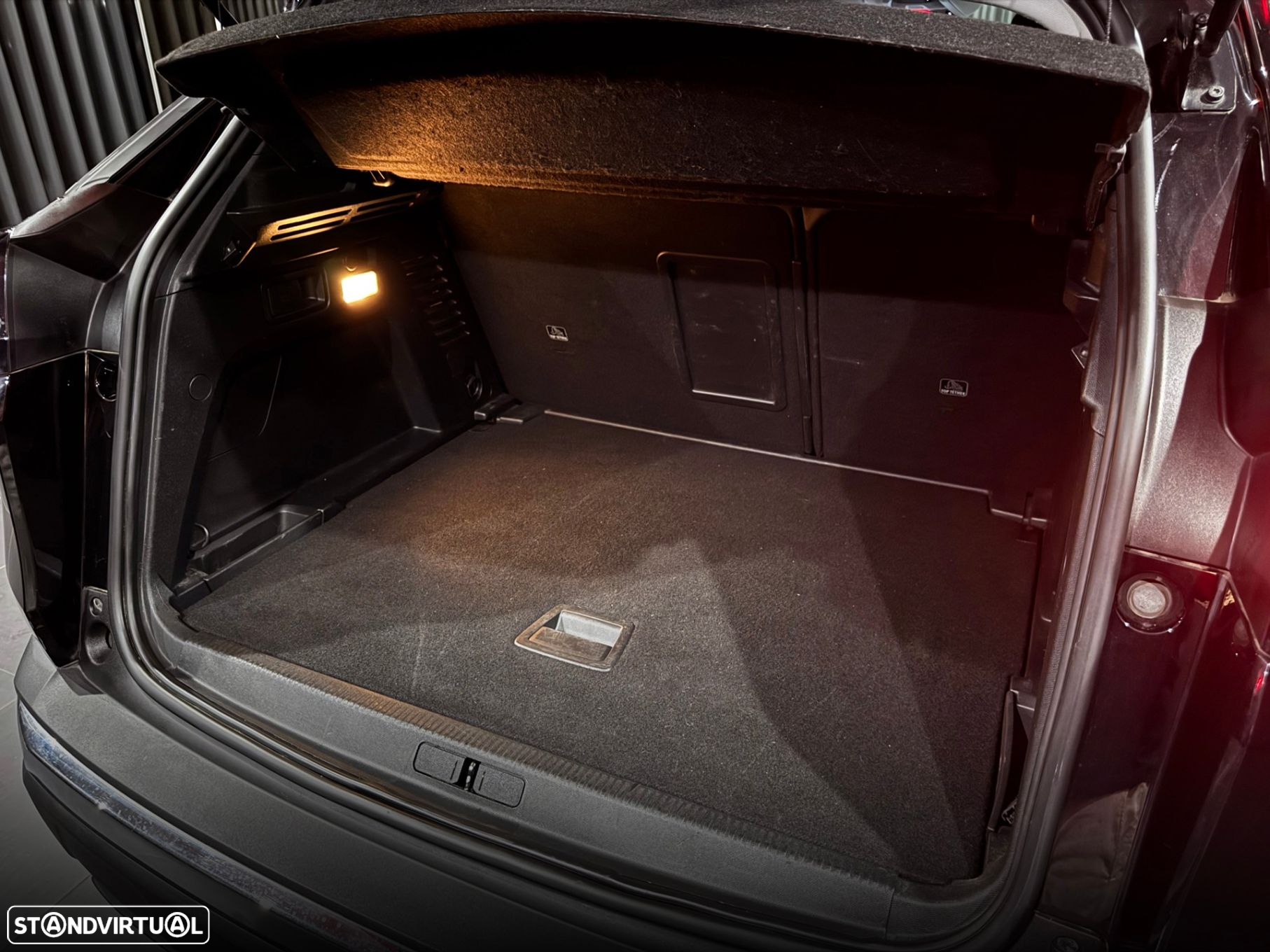 Peugeot 3008 1.5 BlueHDi Allure Pack EAT8 - 37