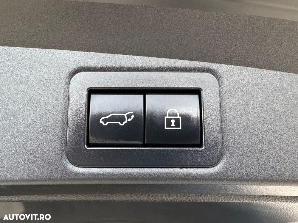 Toyota Corolla 2.0 HSD TS Exclusive Plus tapiterie Neagra - 31