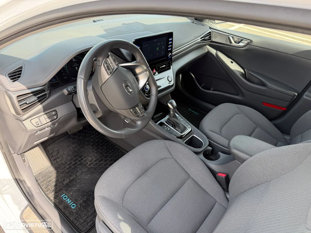 Hyundai Ioniq 1.6 GDI PHEV Tech - 9