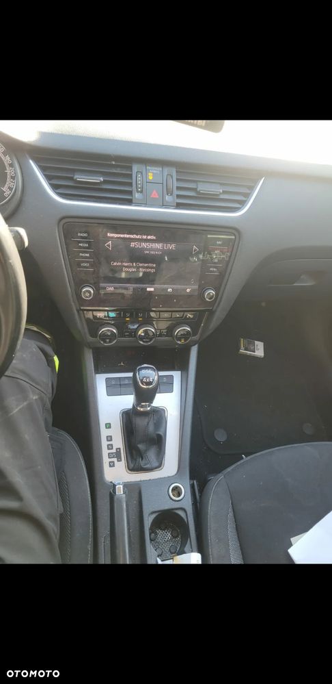 Skoda Octavia 2.0 TDI 4x4 Clever DSG - 4