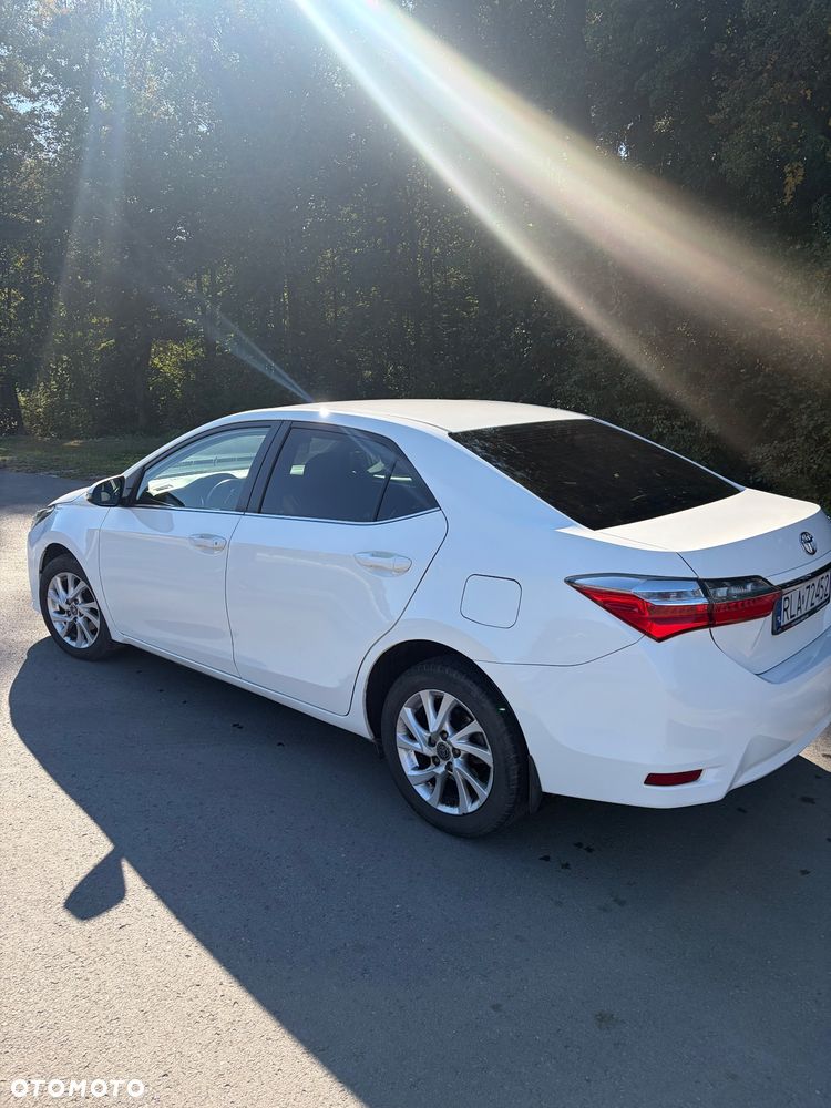 Toyota Corolla 1.6 Premium - 5
