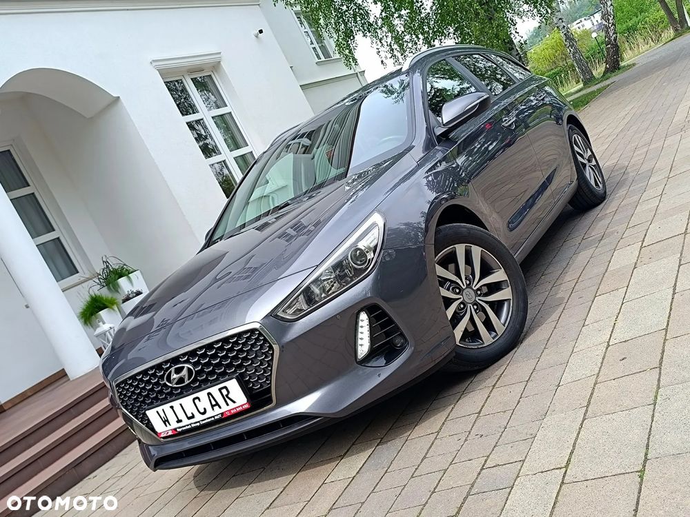 Hyundai i30 blue Kombi 1.6 CRDi Style - 6