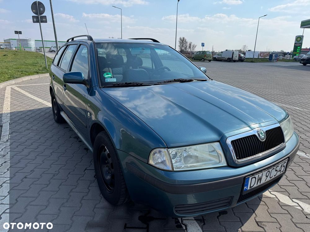 Skoda Octavia 2.0 Ambiente - 3