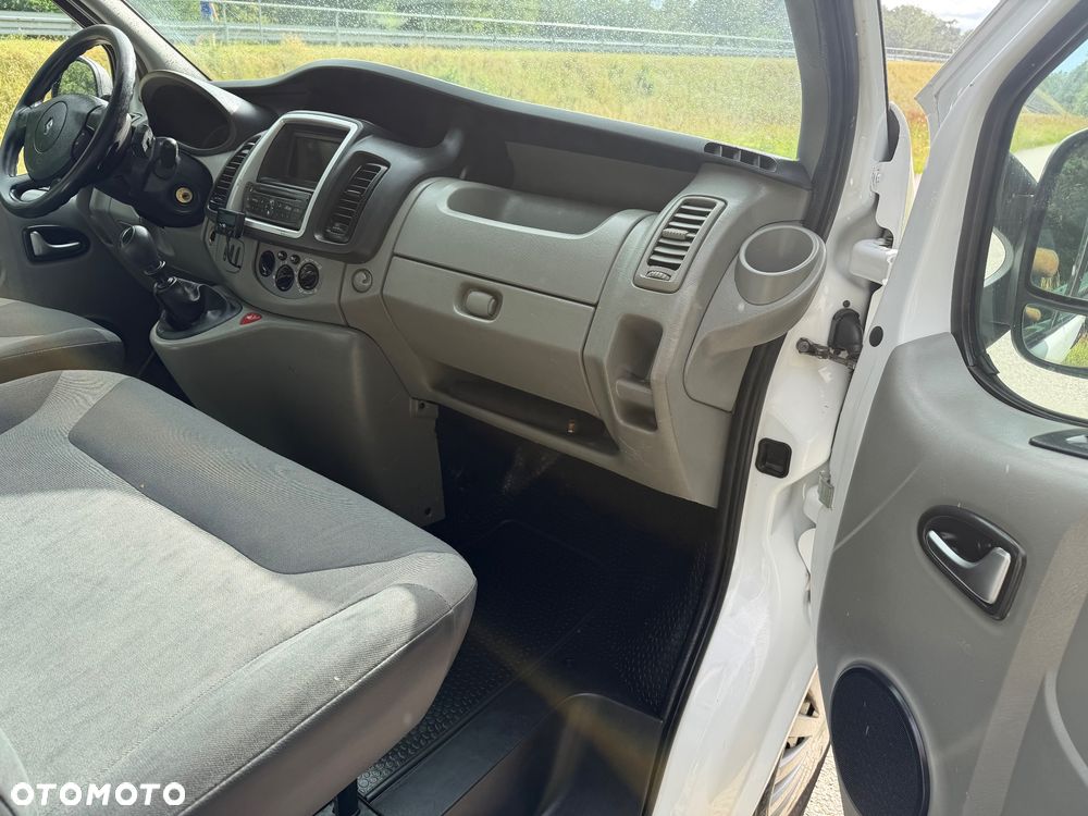 Renault TRAFIC - 21