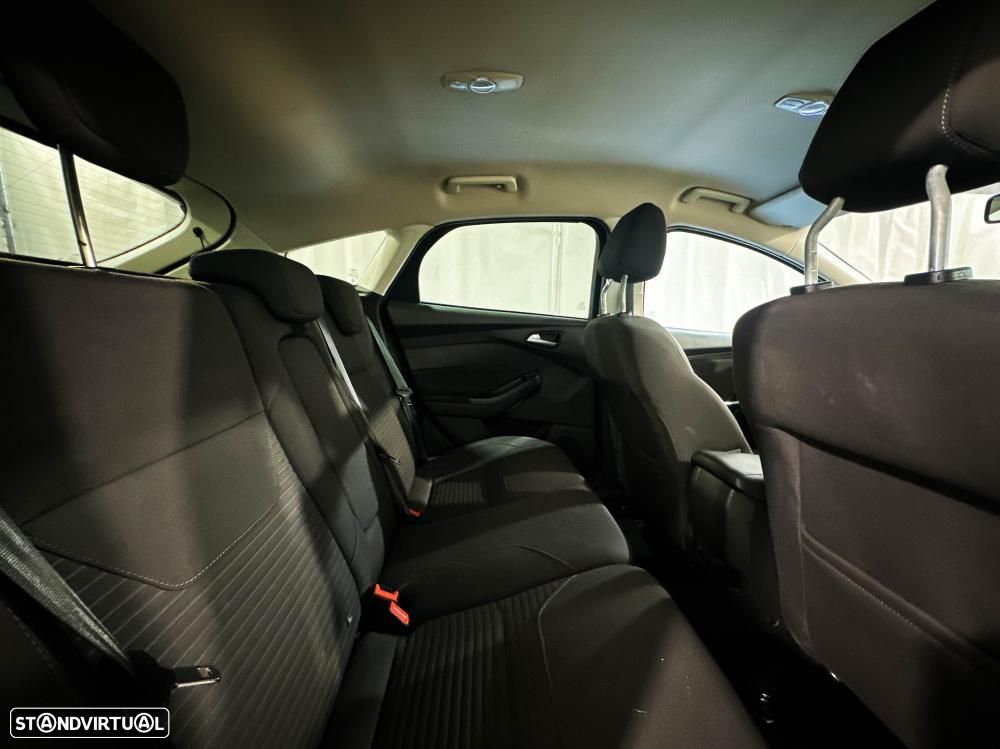 Ford Focus 1.5 TDCi Titanium - 10