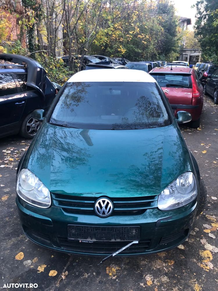 Dezmembrez VW Volkswagen Golf 5 verde hatchback 2.0 BKD - 8