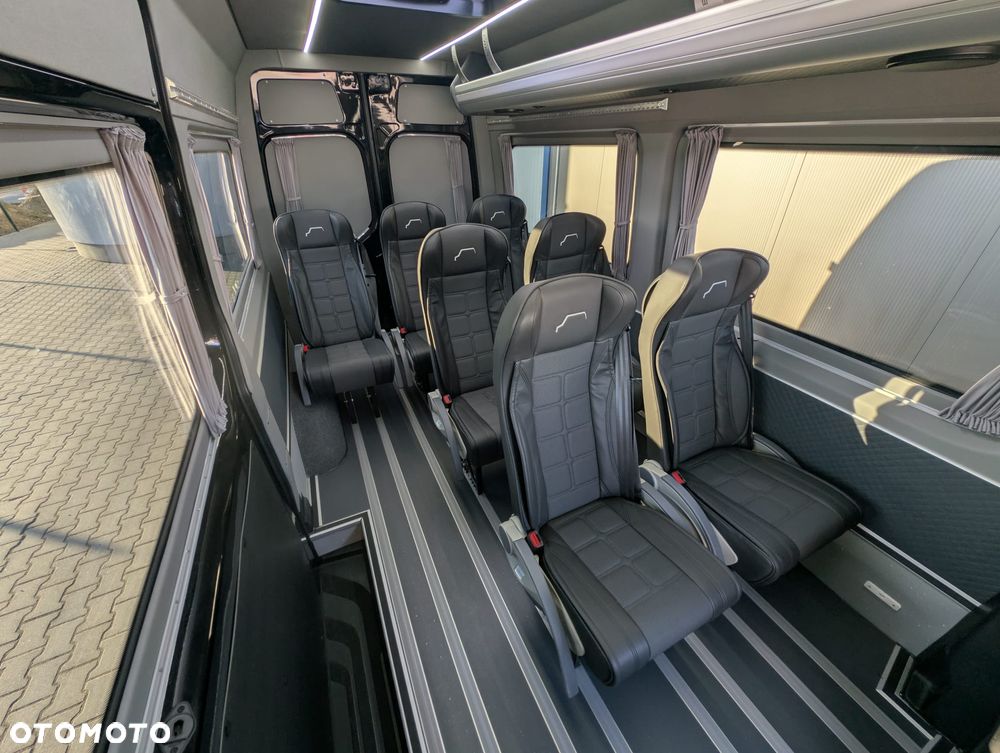 Mercedes-Benz Sprinter - 18