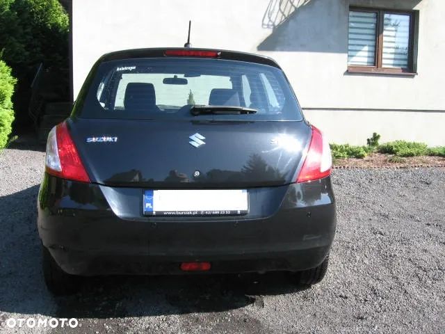 Suzuki Swift 1.2 Club - 8