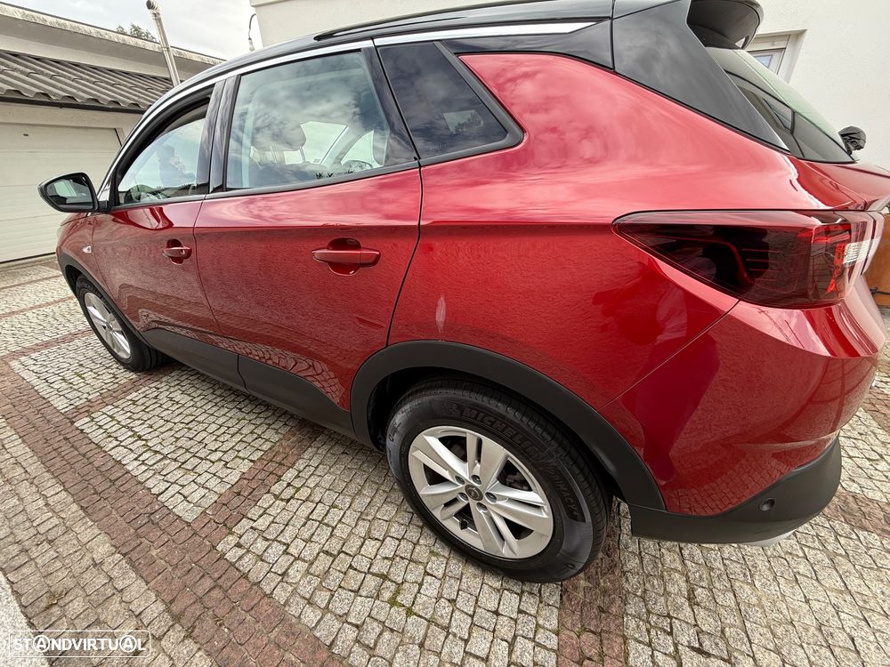 Opel Grandland X 1.2 S&S Business Elegance - 4