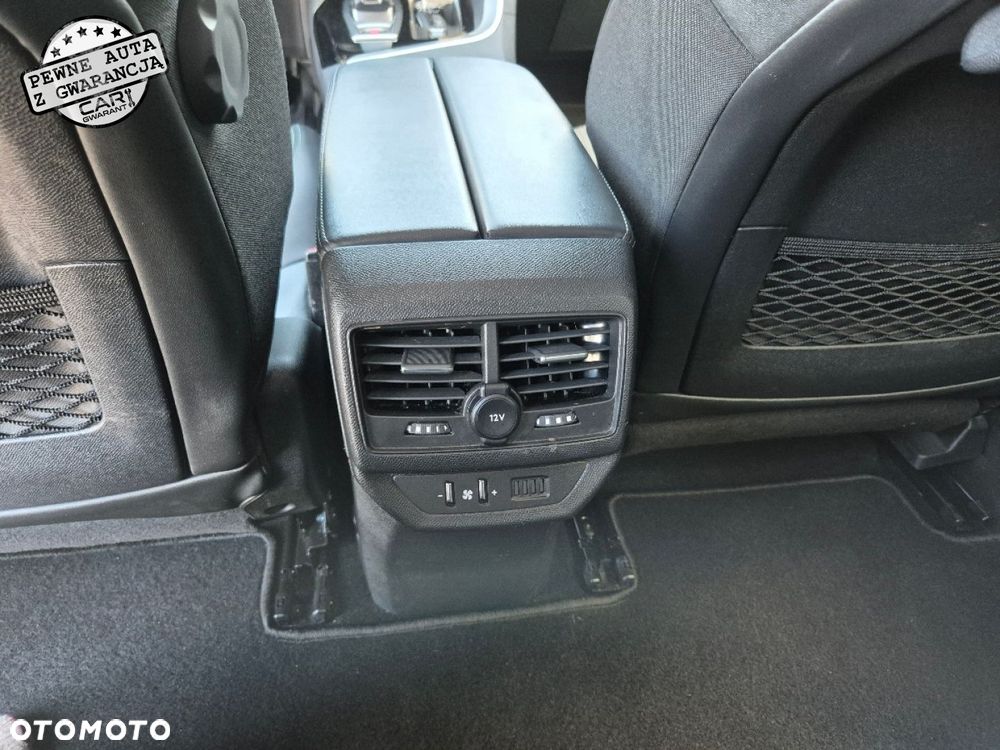 Peugeot 5008 - 24