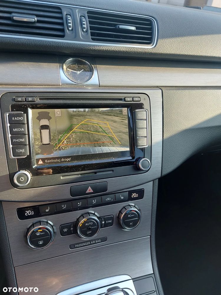 Volkswagen Passat Variant - 11