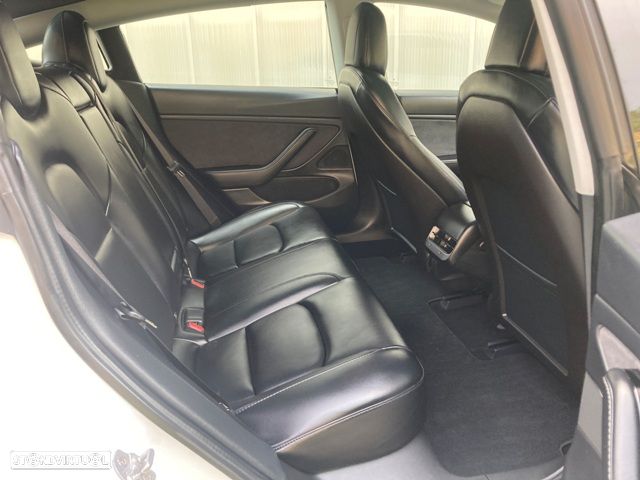 Tesla Model 3 Long Range Tração Integral - 35