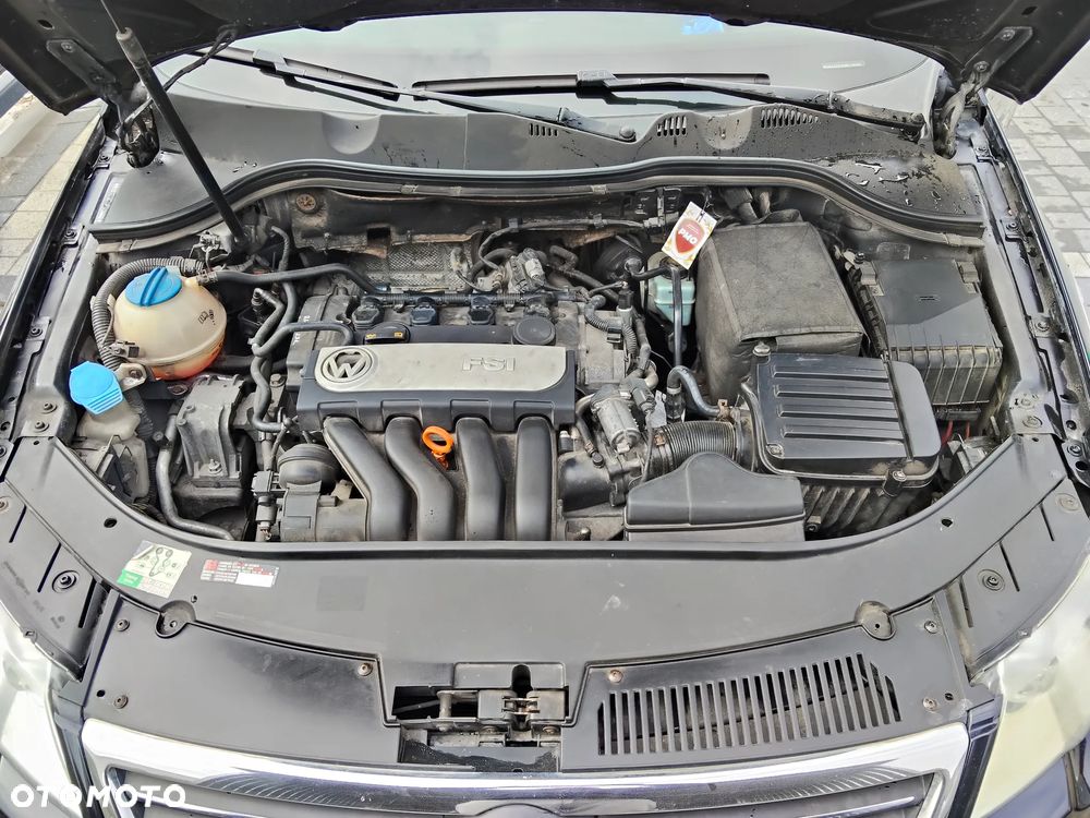 Volkswagen Passat - 4