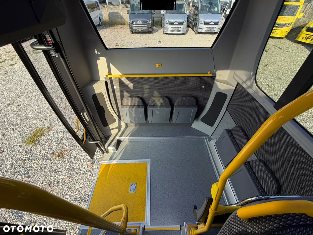 Mercedes-Benz Sprinter 519 - 26
