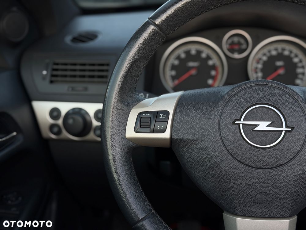Opel Astra 1.6 Edition - 21