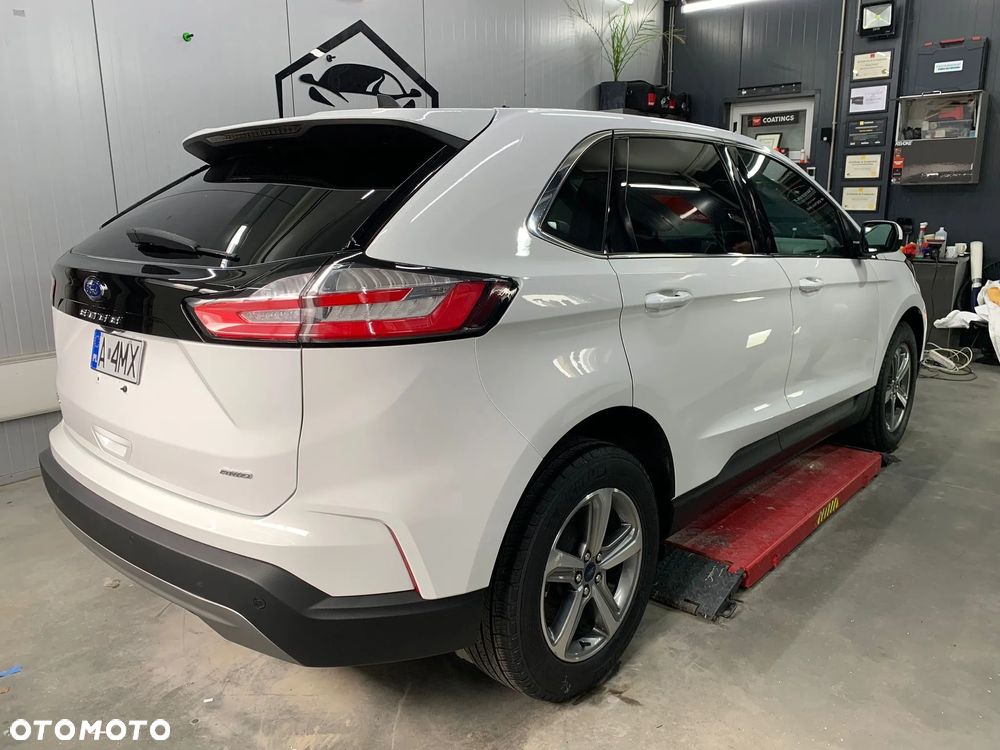 Ford Edge - 11