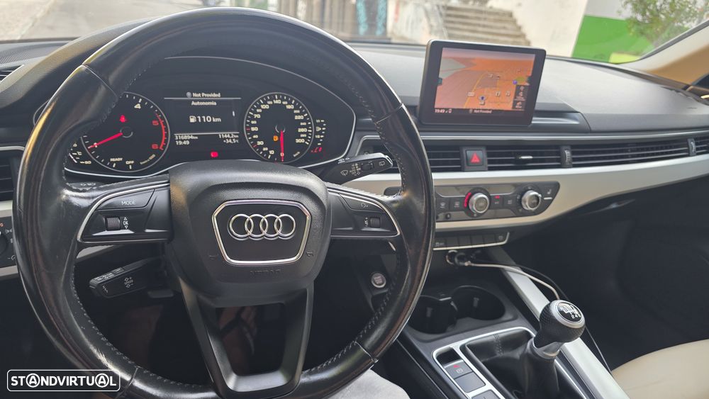 Audi A4 Avant 2.0 TDI ultra sport - 24