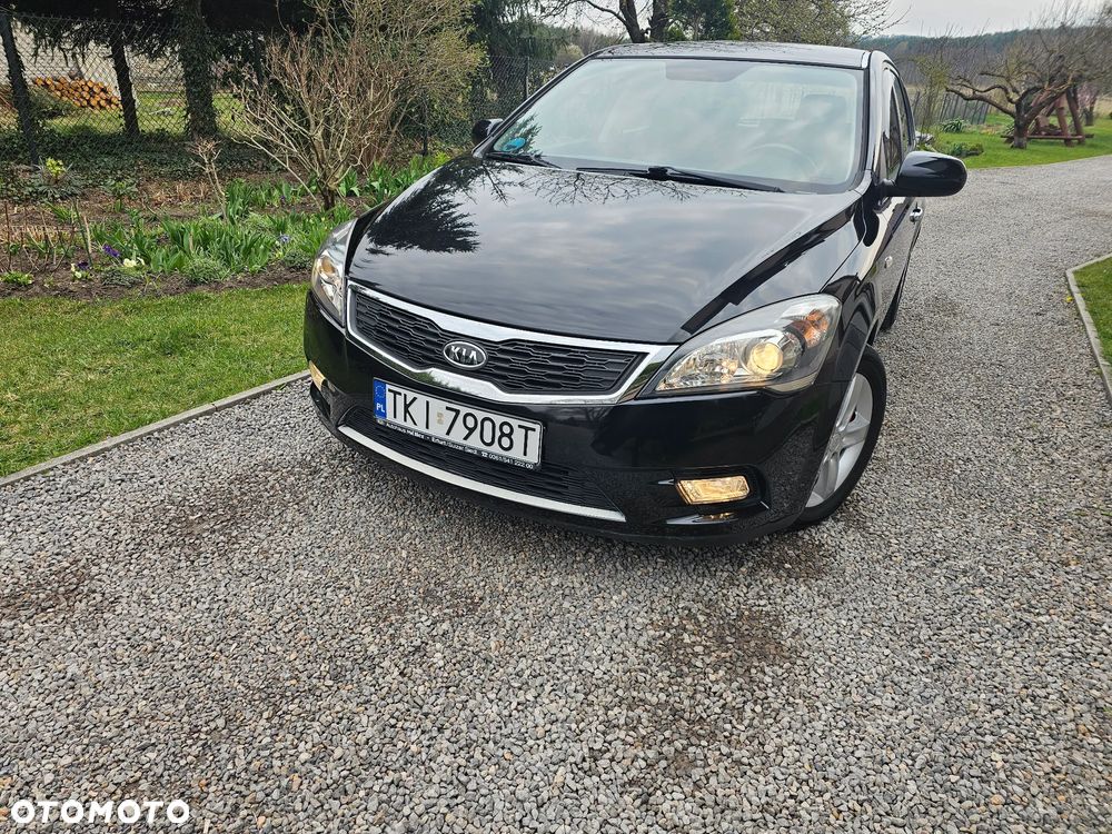 Kia Ceed 1.4 CVVT Attract - 2