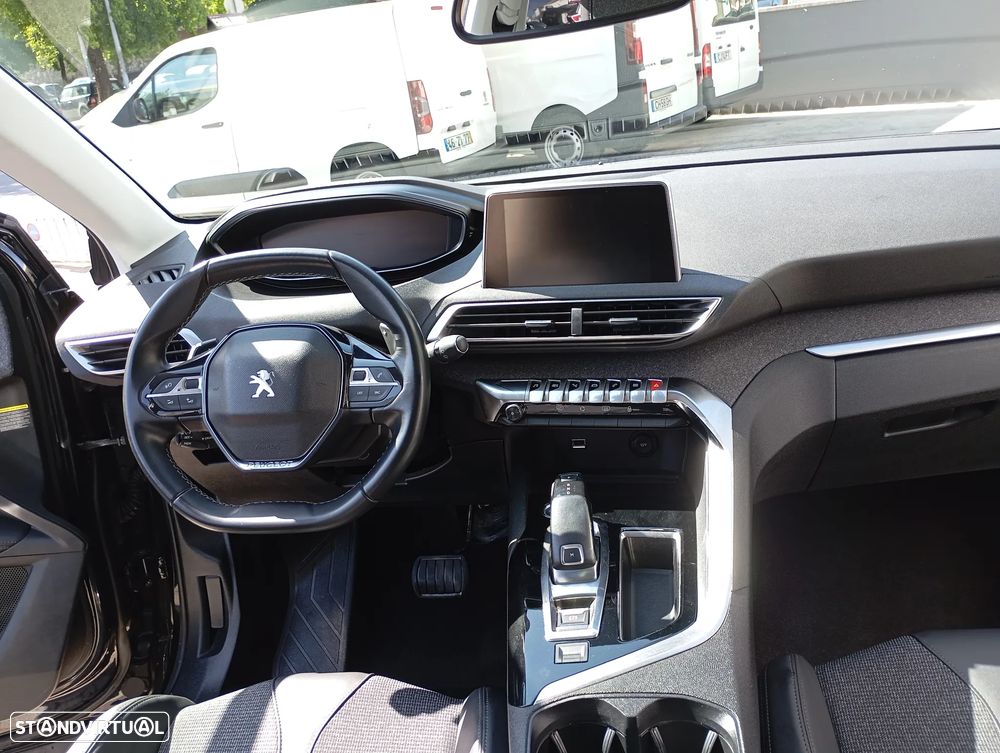 Peugeot 3008 PureTech 130 Stop & Start GPF EAT8 Allure - 7