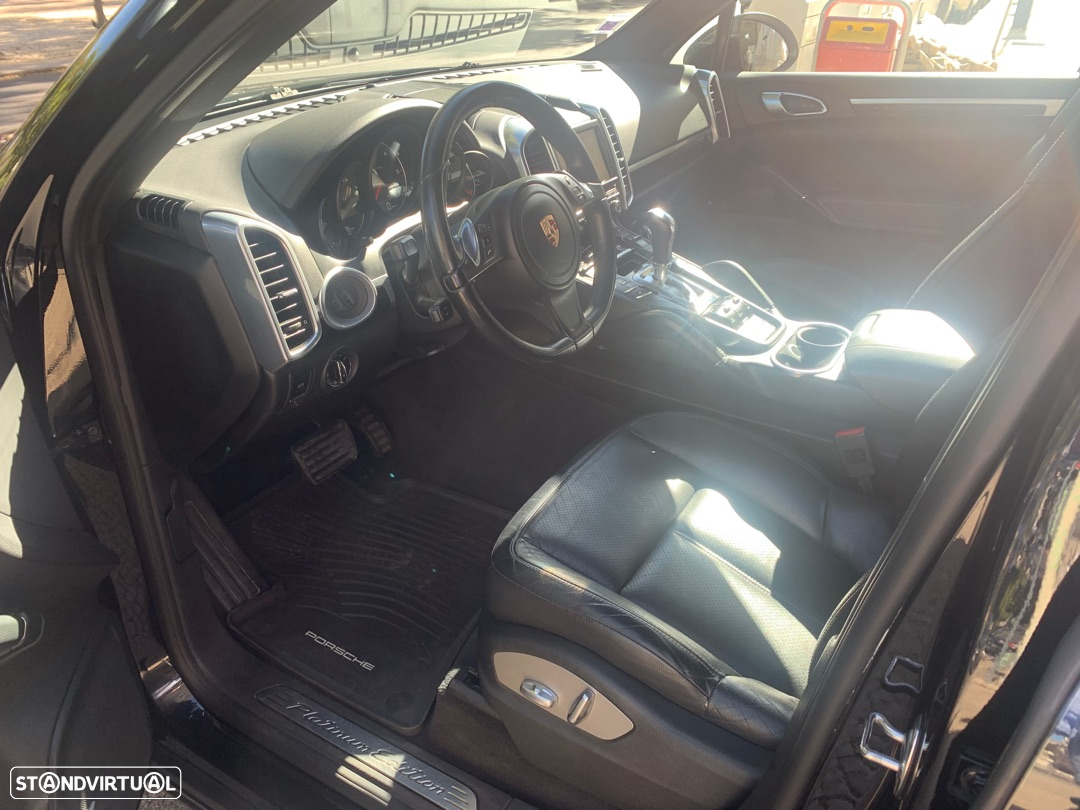 Porsche Cayenne II Platinum Edition - 10