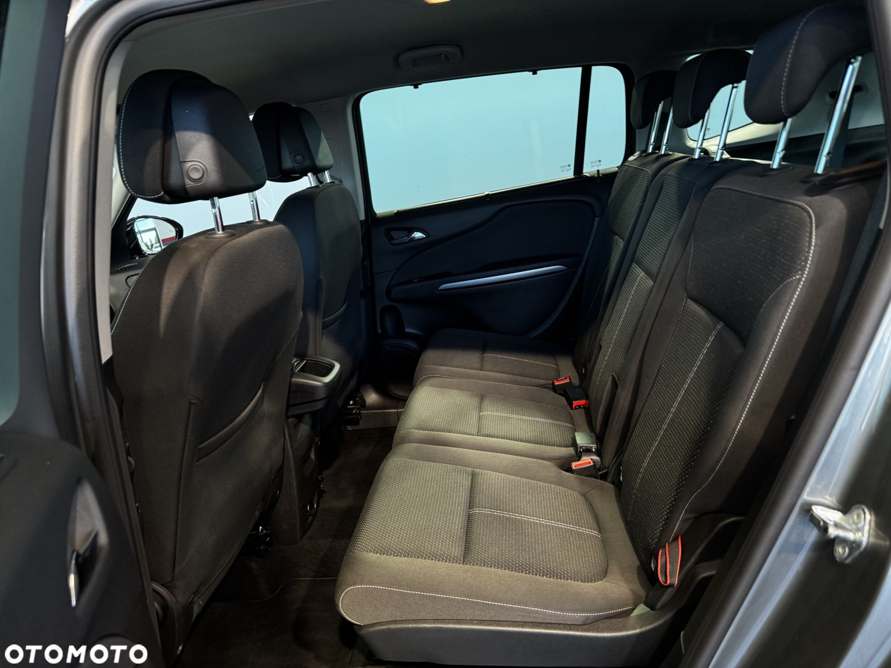 Opel Zafira - 16