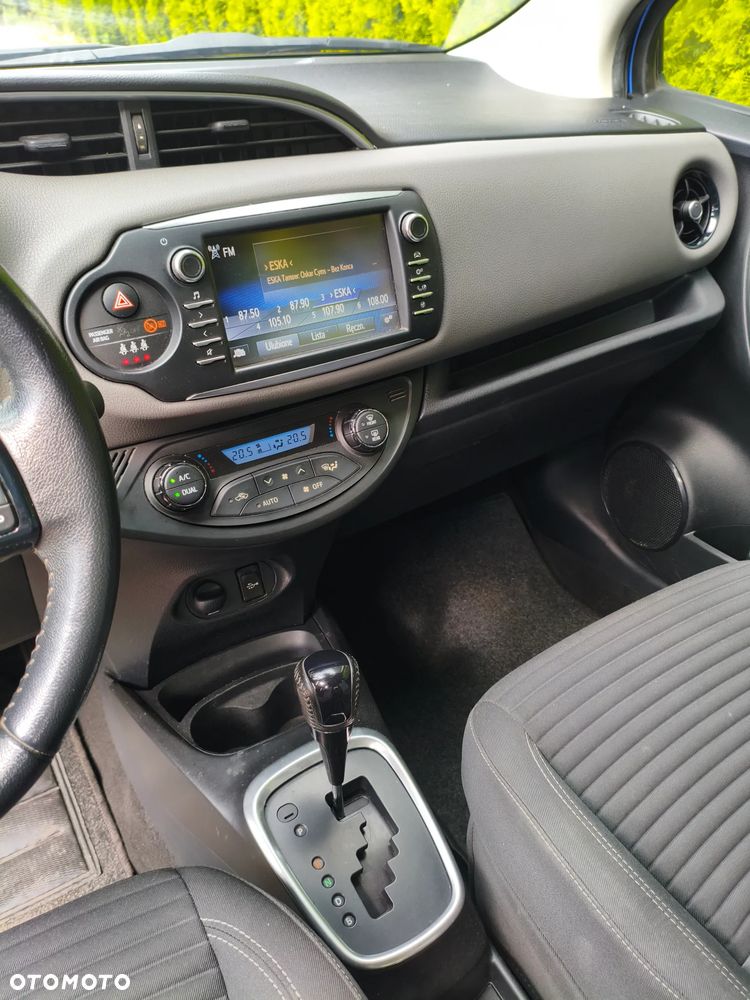 Toyota Yaris - 8